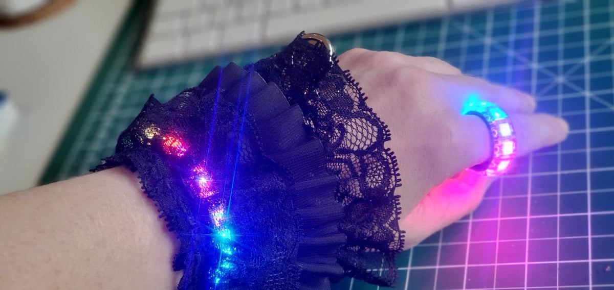 Adafruit Gemma M0 Sewable Microcontroller image 5