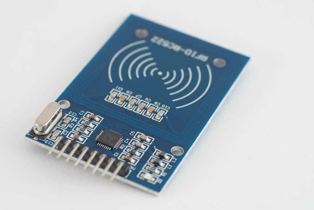 RFID RC522 board and tags image 5