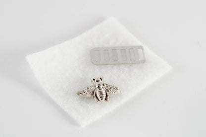Metal Bee for fabric image 2