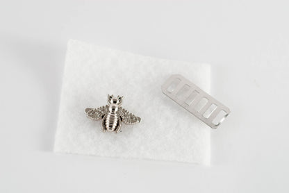 Metal Bee for fabric image 4